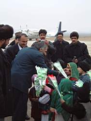 mazar.opening.4.JPG
