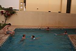 2012.04.21-25.73.jpg