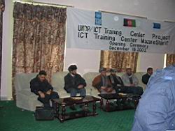 2002.12.18.05.jpg