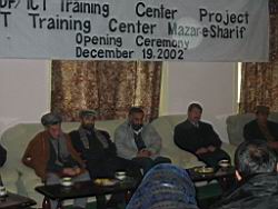 2002.12.18.09.jpg